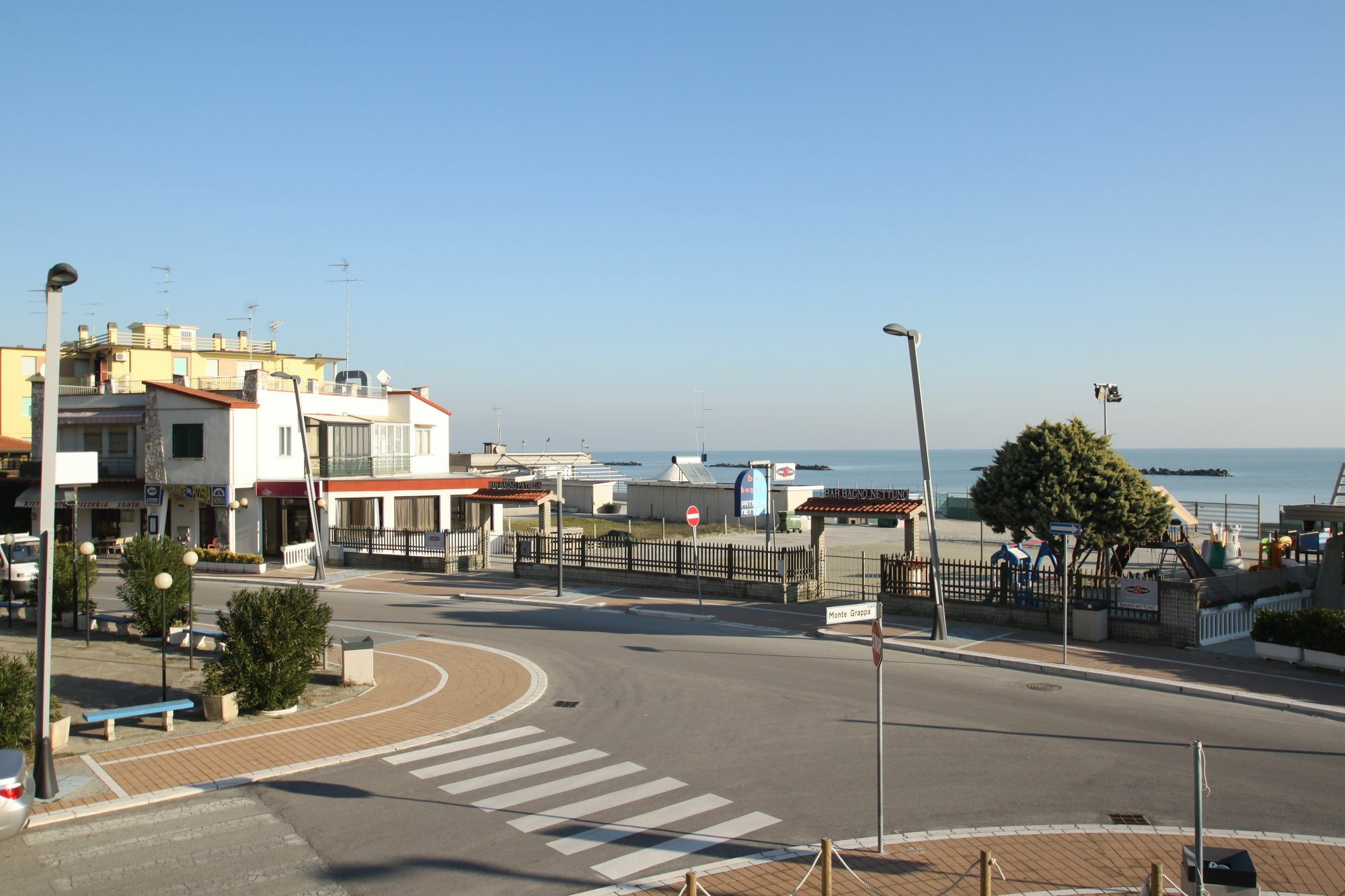 Nettuno Apartments Comacchio Exteriör bild